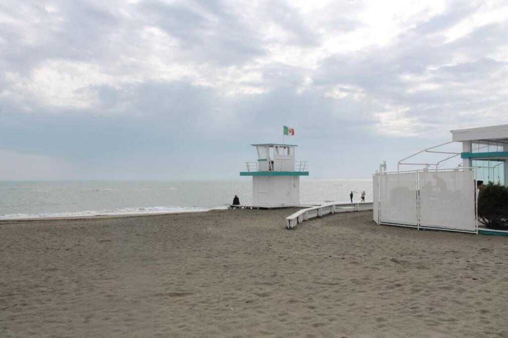 Appartamento Locato Con Finalita Turistiche Ostia Luaran gambar